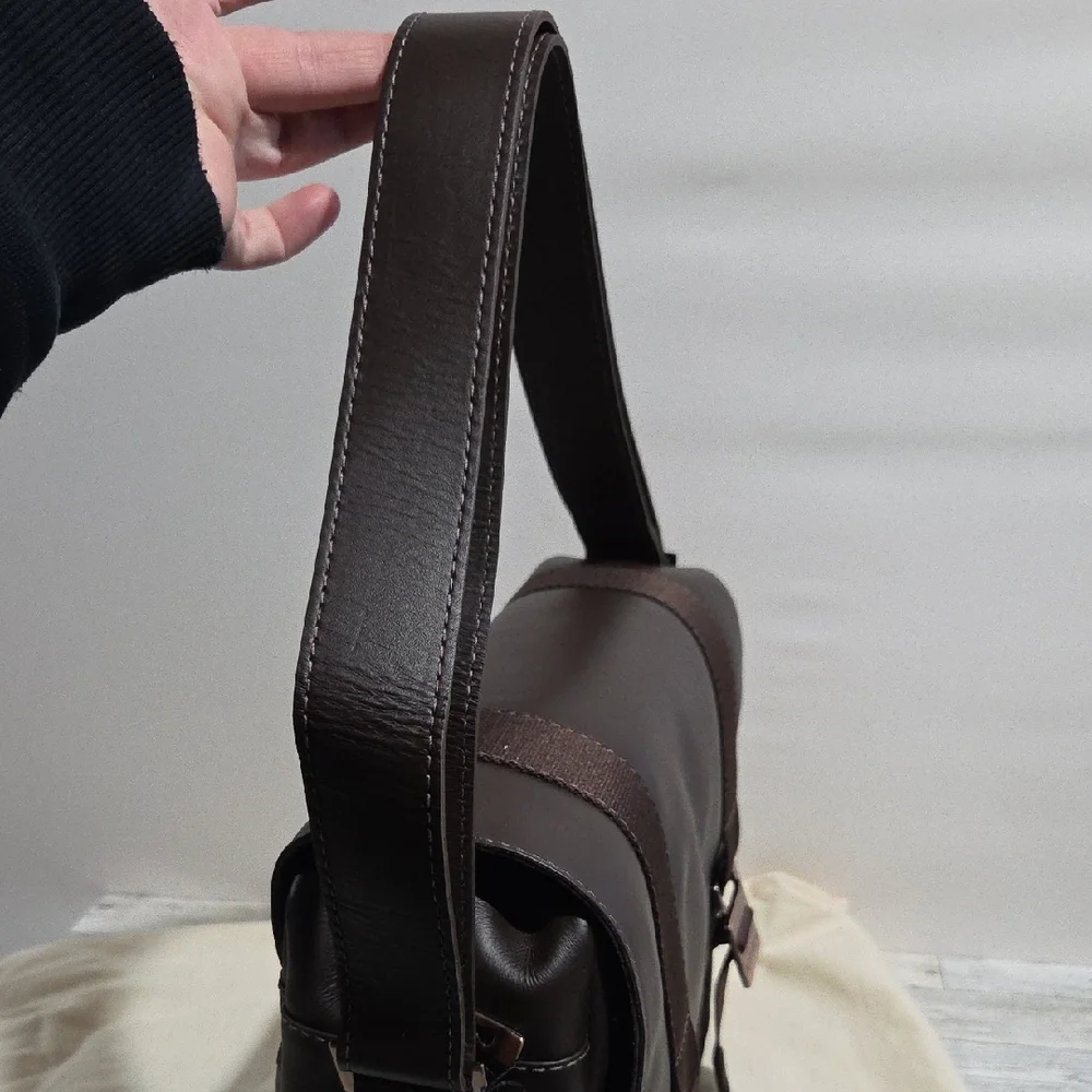Nordweg Leather Messenger Bag